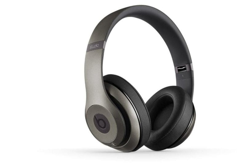 Beats vs. Bose wireless noise-cancelling headphones review