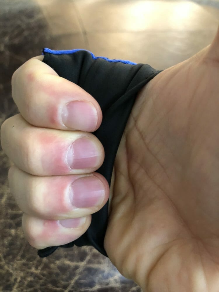 Barehand Gloves: The best CrossFit gloves to prevent hands from ripping