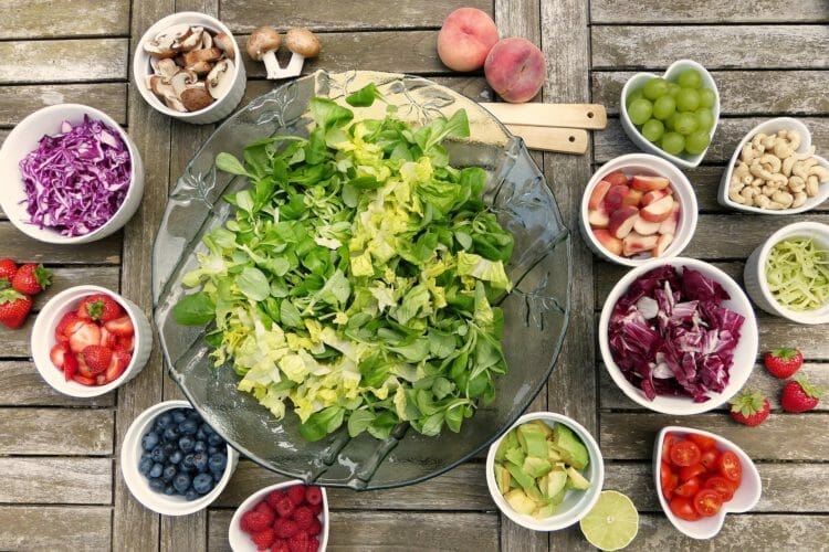 Raw food should be part of a healthy diet