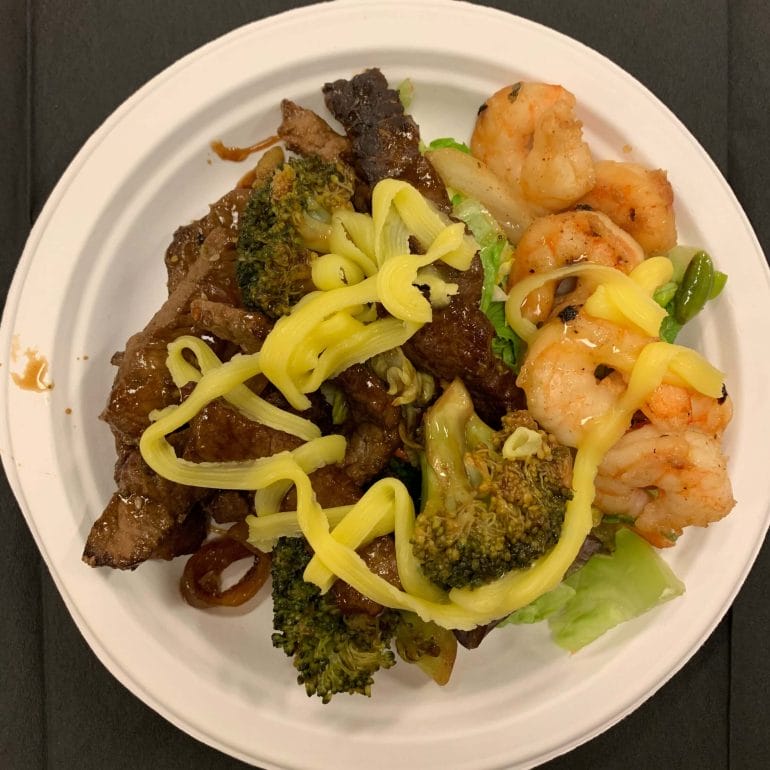 Mongolian beef with broccoli, shrimp and lettuce (tradeshow)