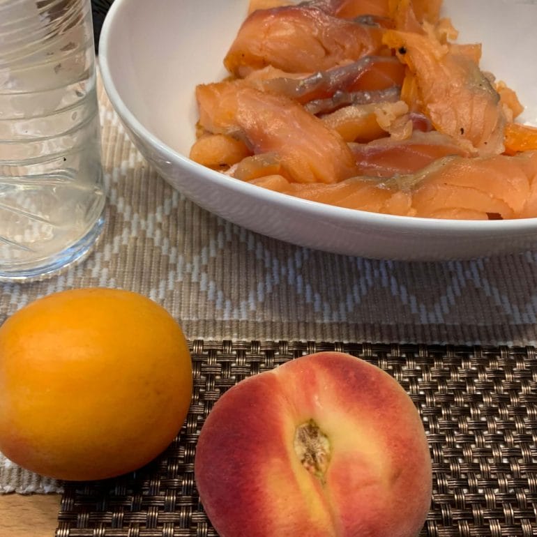 Smoked salmon, apricot and peach