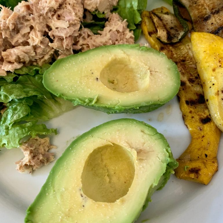 Canned tuna with mayo, avocado, lettuce and grilled zucchini