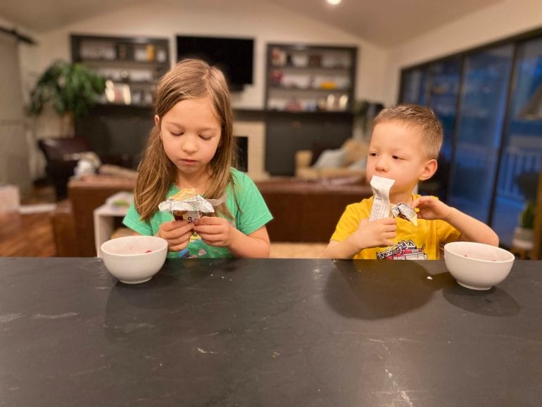 Isabella and Lucas enjoying a white bar - 1