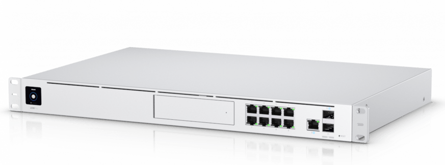 UniFi Dream Machine Pro Review