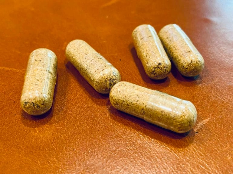 Freeze-dried liver capsules