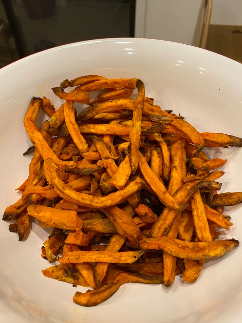 Sweet potato fries made in the Kyvol AF60 air fryer