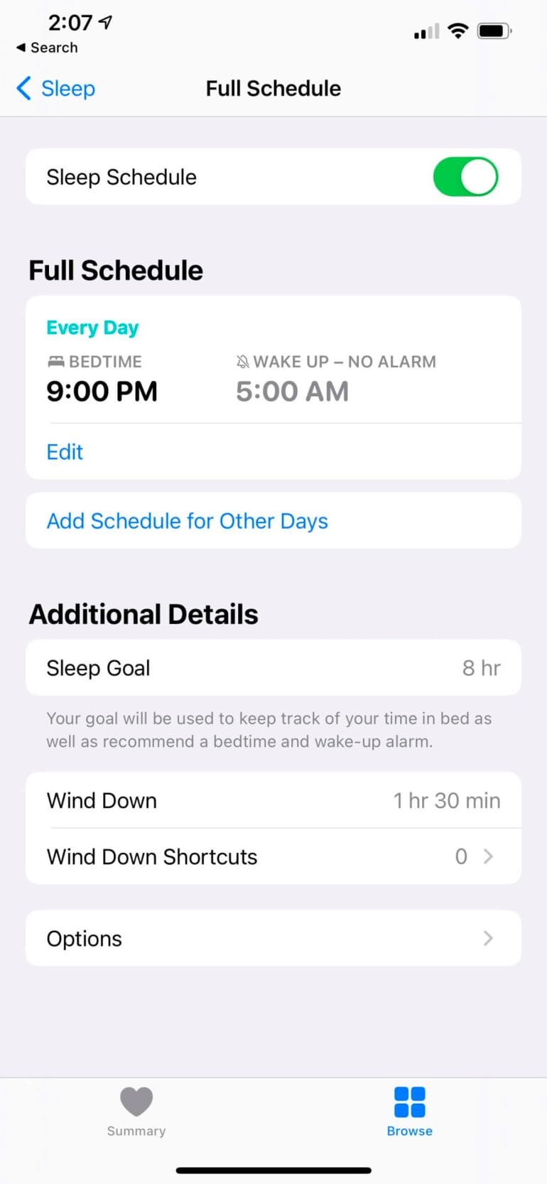 The dashboard for setting a bedtime schedule in Apple Watch.