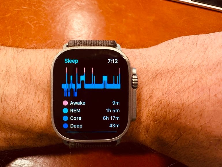 Apple Watch Ultra and watchOS 9 sleep tracking.