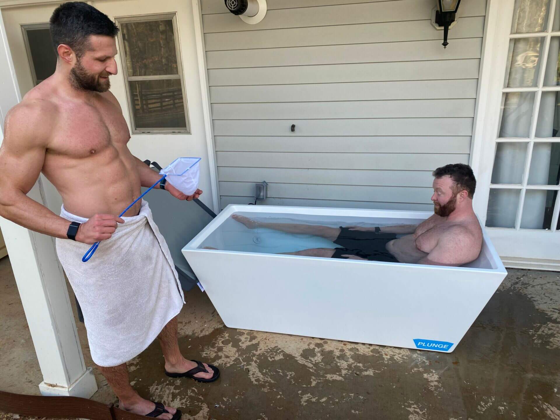 If you're over six feet (like my buddy Bryan), make sure you get a large enough tub so you can immerse yourself fully.