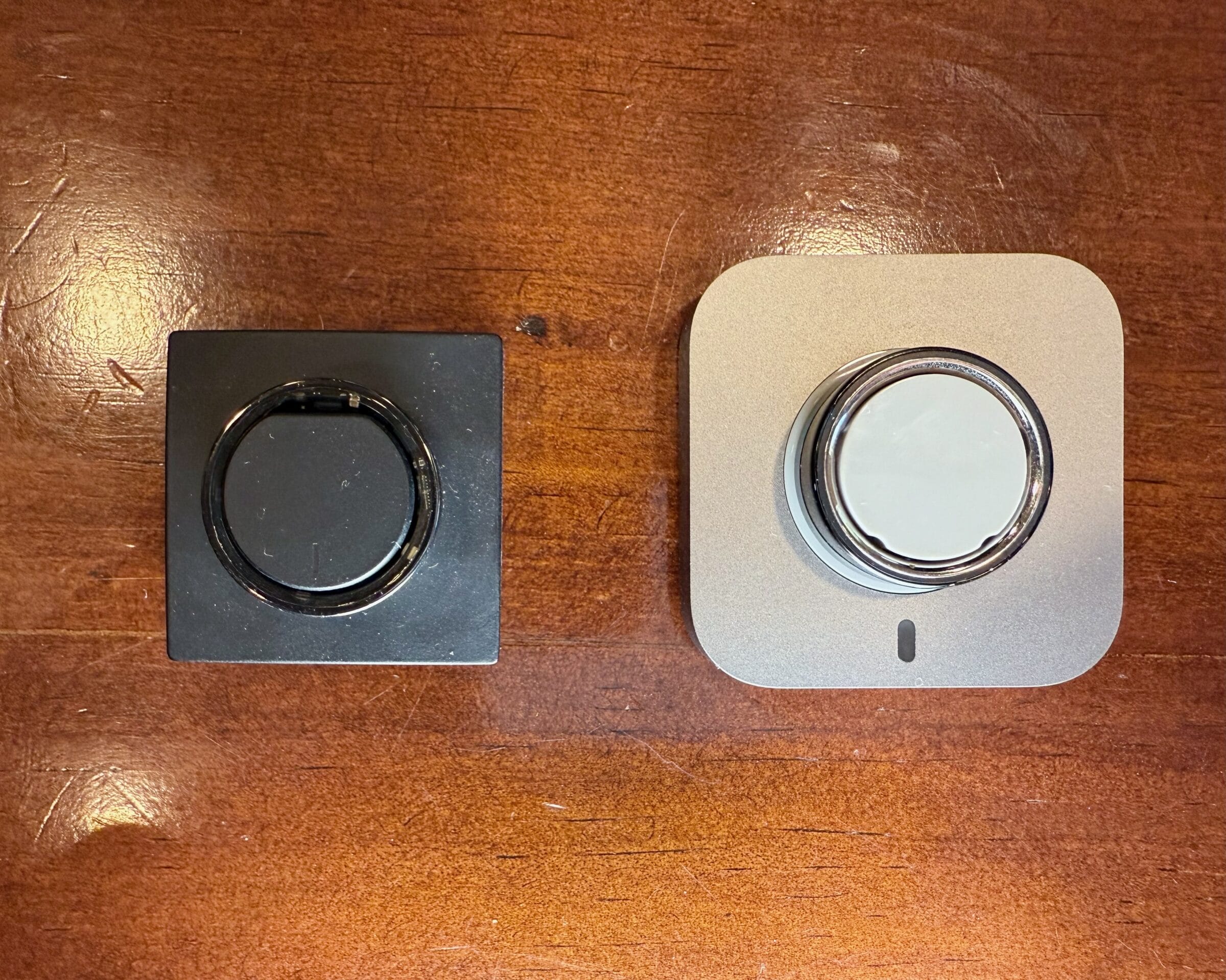 Both Oura (left) and Ultrahuman (right) use USB-C cables to power their charging docks.