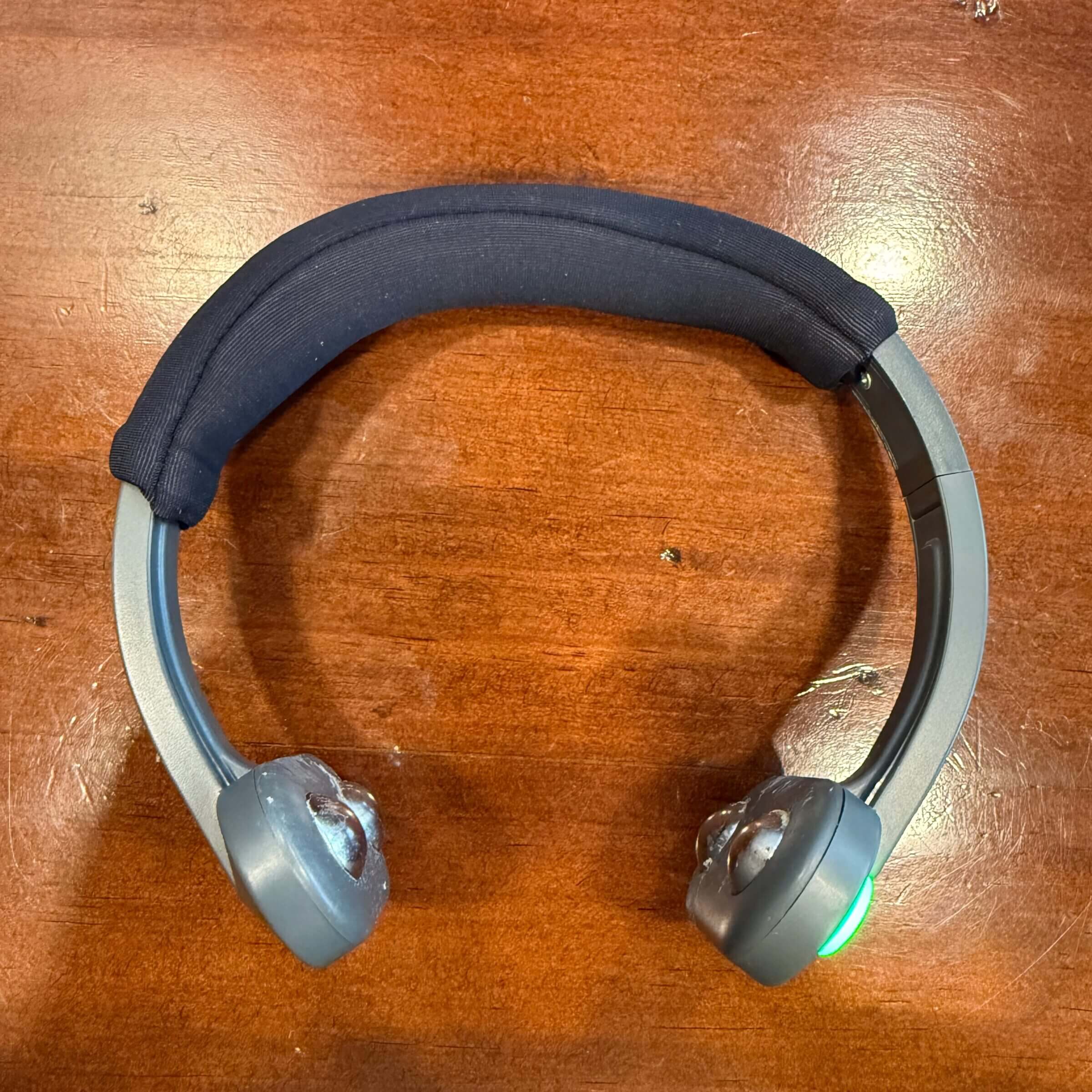 Pulsetto is resizable to accommodate various necks | Pulsetto is resizable to accommodate various necks