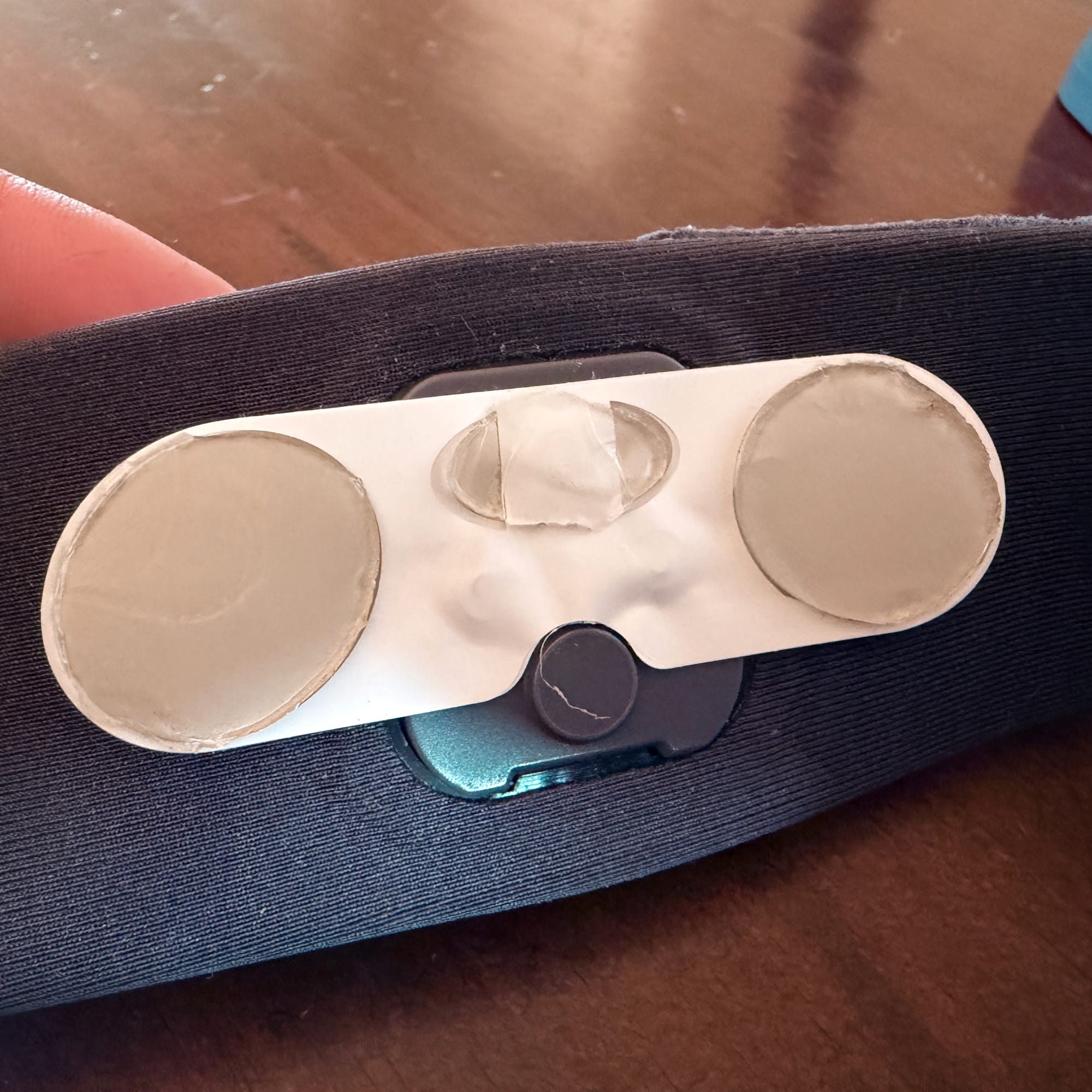 Somnee 2.0 Electrodes Attached to Headband